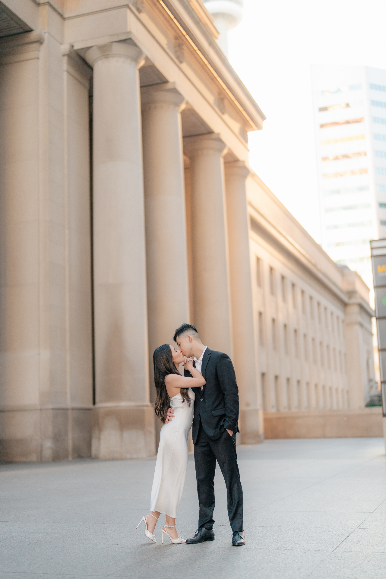 Union Station Wedding Photos & Video | Toronto Wedding Photographer ...